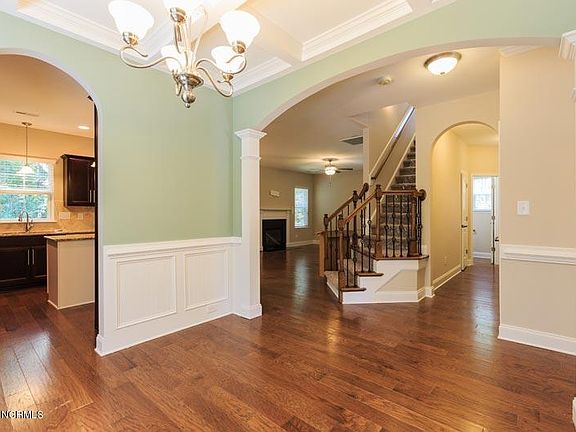 5th image of 8530 Lanvale Forest Drive NE