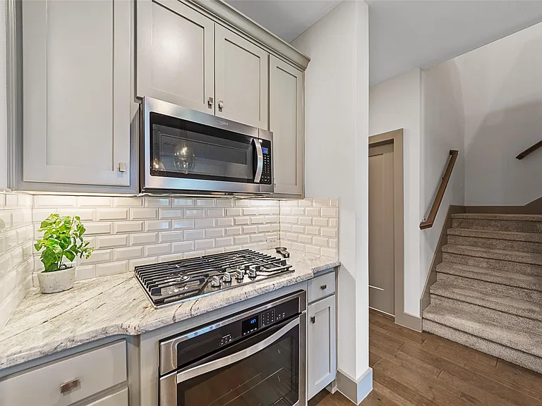 4130 Pequin Dr — Photo 8