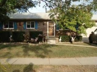 1406 N Sheldon Rd, Canton, MI 48187