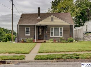 6248 S 39th St, Omaha, NE 68107