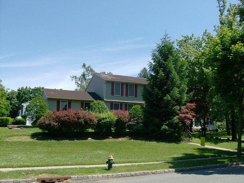 1st image of 524-530 Centre St