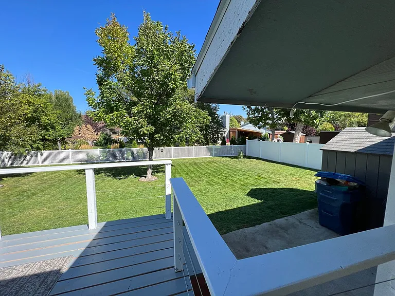 505 Deer Dr — Photo 15