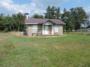 743 N Main St, Waldron, AR 72958