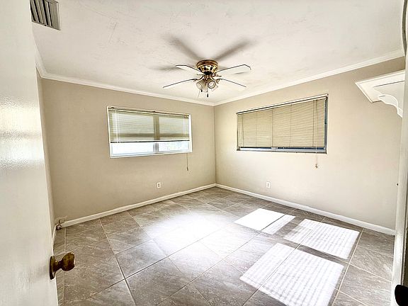 4th image of 4934 Viceroy Ct Unit 4934