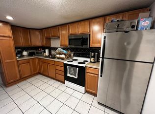 218 1/2 E 3rd St, Winona, MN 55987