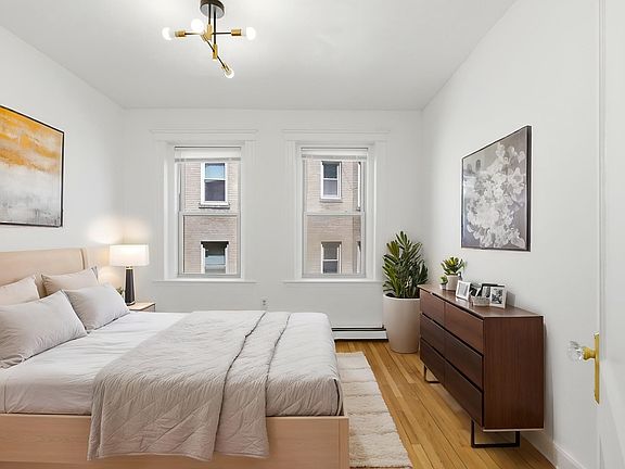 3rd image of 1673 Commonwealth Ave APT 3