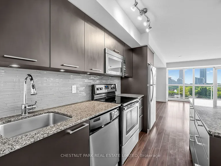 78 Tecumseth St #703 — Photo 8