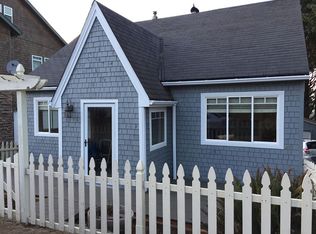 873 SW 8th St, Lincoln City, OR