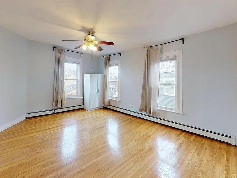 469 Cambridge St #3 — Photo 10