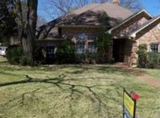 804 Sahara Dr, Greenville, TX 75402