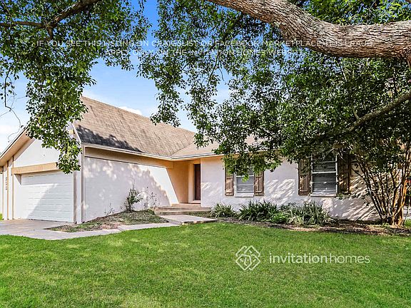 3rd image of 808 Black Knight Dr