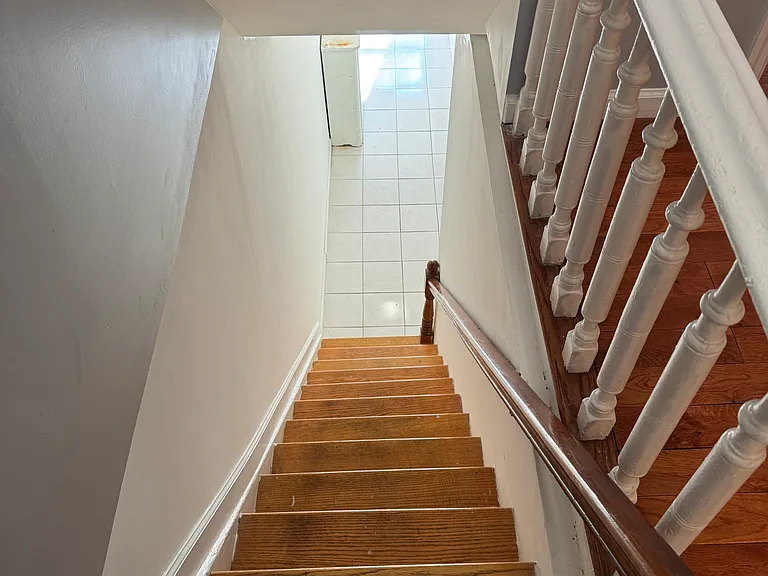 31-17 Linden Pl #2B — Photo 5