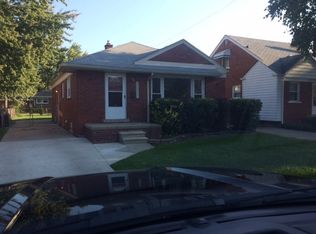 22933 Gaukler St, Saint Clair Shores, MI