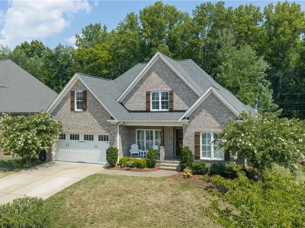 1410 Bethany Dr, Greensboro, NC 27455