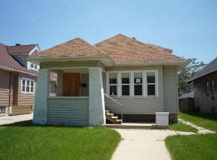 2866 N 39th St, Milwaukee, WI 53210
