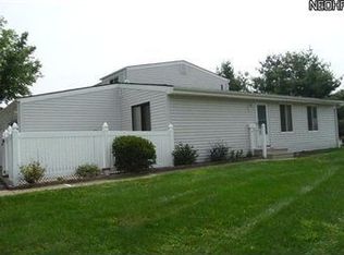 295 Deepwood Dr, Wadsworth, OH 44281