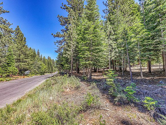 3rd image of 10770 Silver Spur Dr