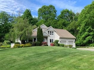 2A Carter Dr, Framingham, MA 01701