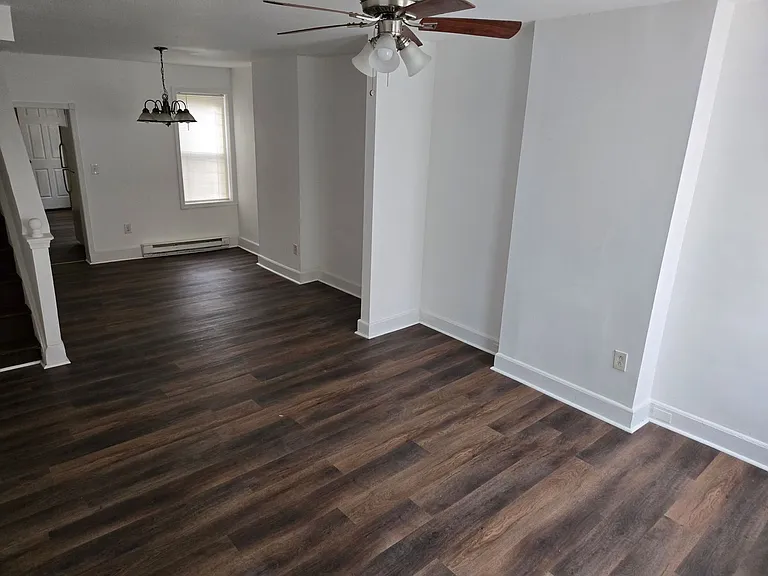 1314 W 3rd St — Photo 4