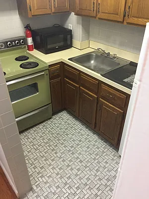 Rented by Metroline Realty | media 24