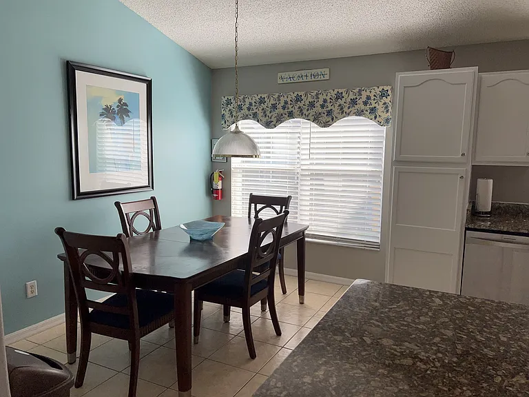 8081 Roaring Creek Ct — Photo 9