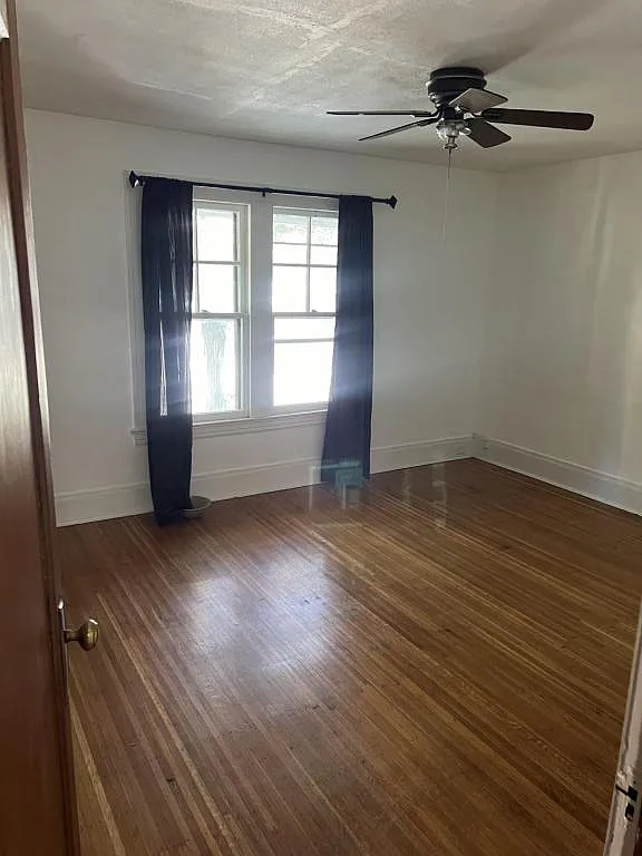 1057 Park Ave — Photo 3