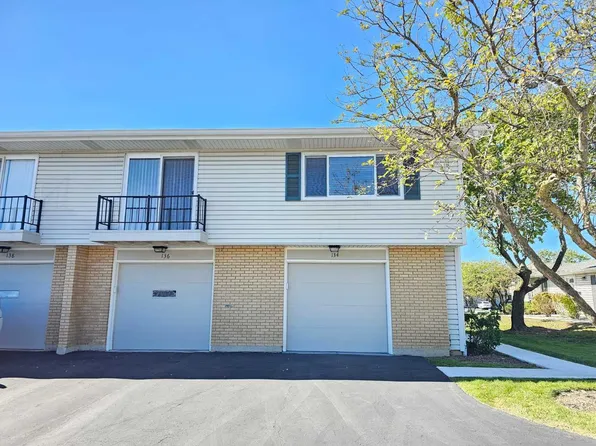 134 Shattuck Ct #2, Schaumburg, IL 60194
