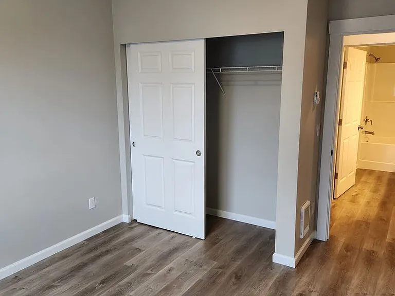 410 Apartments in Beautiful Bonney Lake, Washington — Photo 33