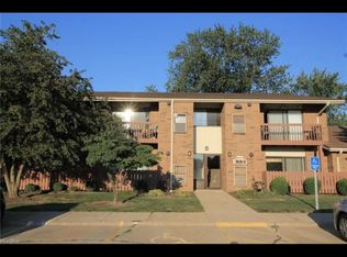6515 Princeton Ct #B203, Parma Heights, OH 44130