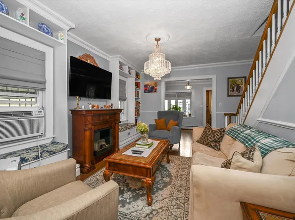 133-27 135th Place image 4 of 19