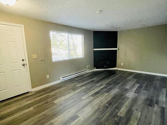 4th image of 10605 10th Avenue Ct S