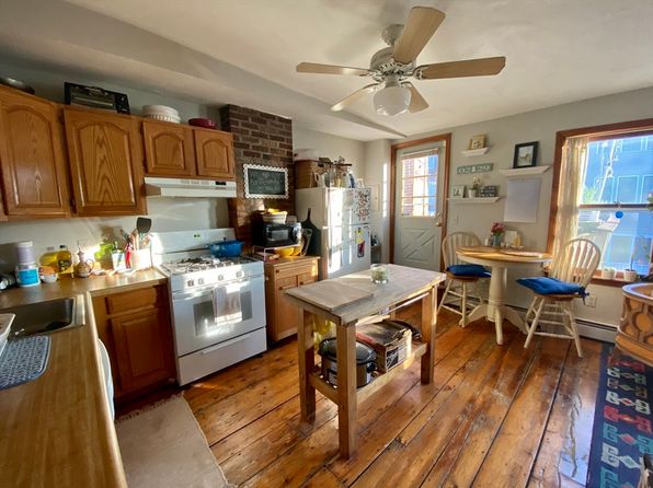 109 Bartlett St #3