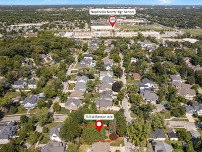 710 W Benton Ave, Naperville, IL, 60540