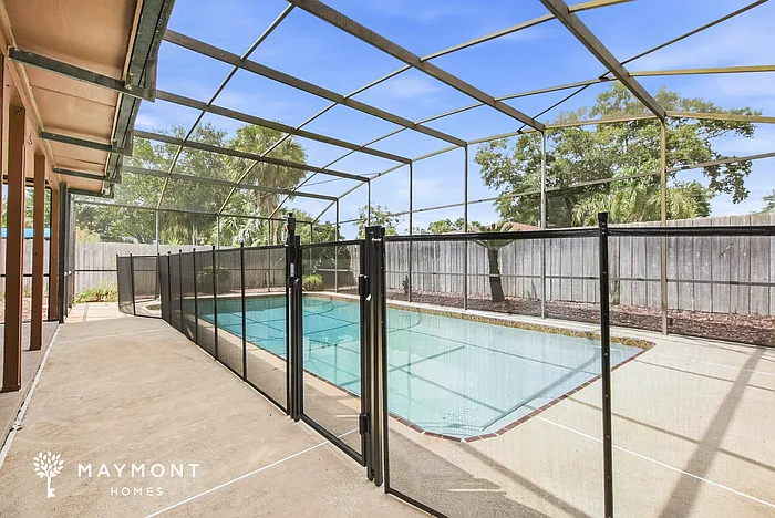 3 bed, 2.0 bath, 1472 sqft, $2,345 — Photo 3
