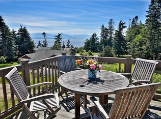 1752 Fircrest Ave, Coupeville, WA 98239