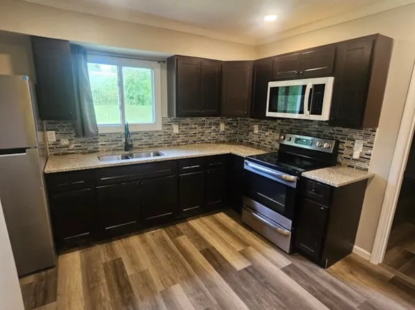 11897 Bridgevale Ave, Saint Louis, MO 63138