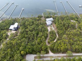 2043 Sand Dollar Trl, Saint George Island, FL 32328