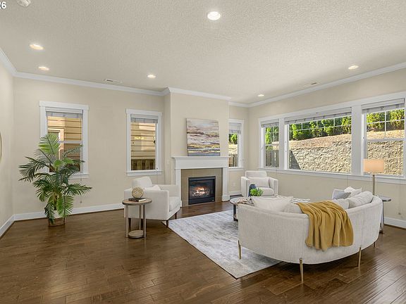 4th image of 17435 SW Forest Hollow St