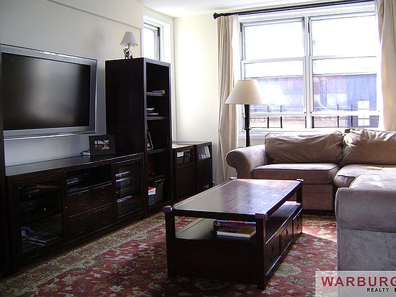 2nd image of 345 E 54th St APT 5-D