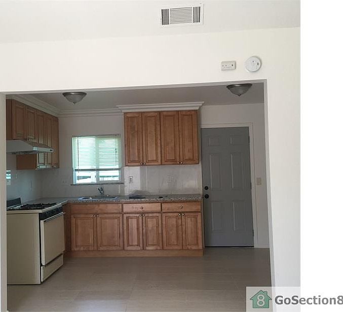 2nd image of 7564 Garvalia Ave #B