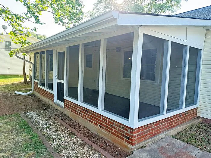 Building Photo - 1132 Hipp Rd