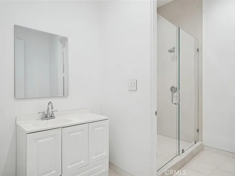 4607 Perham Rd — Photo 59
