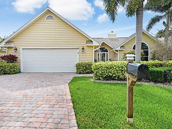 3rd image of 681 Griffin Ln