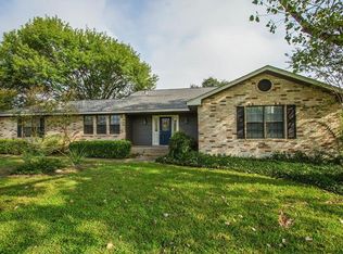 302 Turnstone Dr, Buda, TX 78610