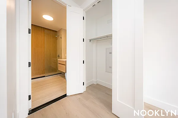 Rented by Nooklyn NYC LLC | media 29