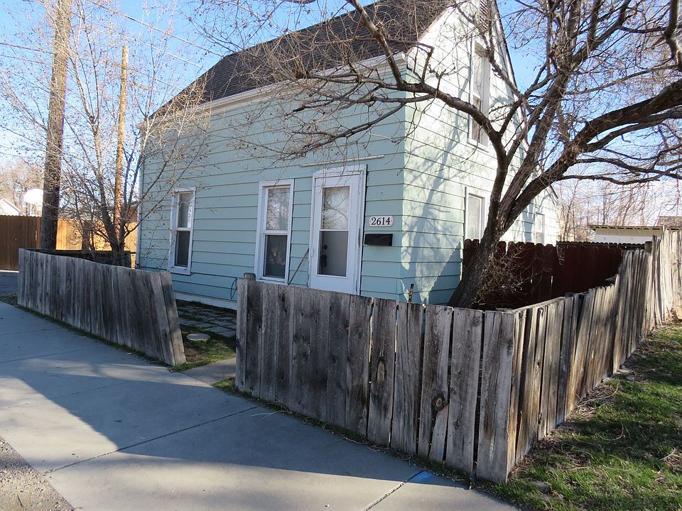 1st image of 2614 4th Ave S