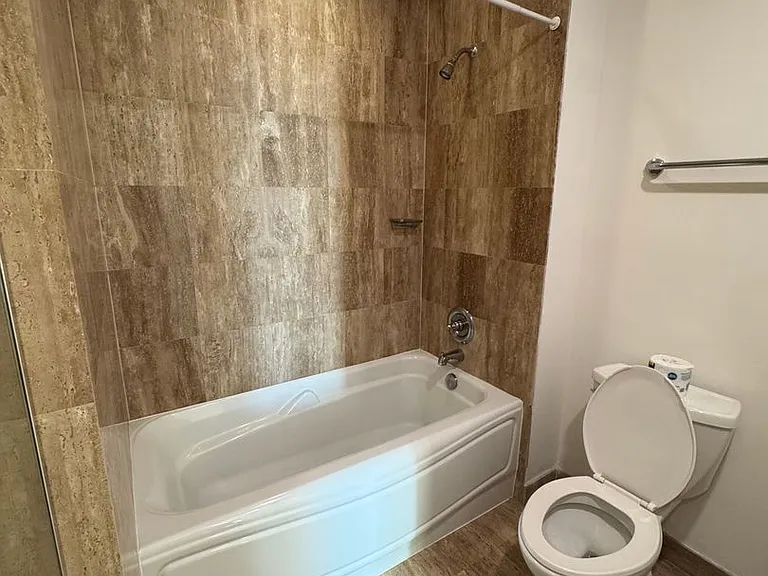300 S Biscayne Blvd #3212 — Photo 13