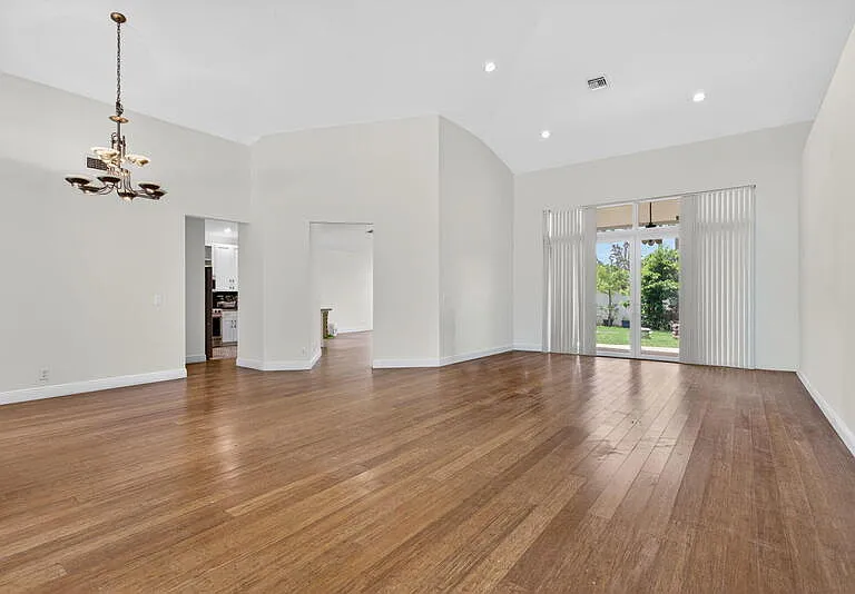 10027 Umberland Pl — Photo 9