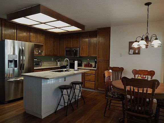 3rd image of 3055 Garner Ln
