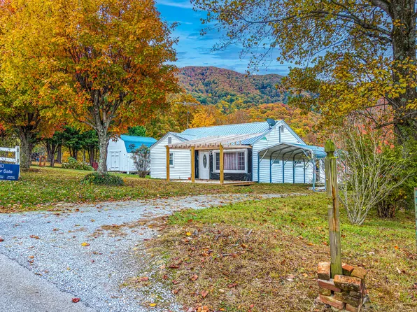 340 Graham Ln, Greeneville, TN 37743